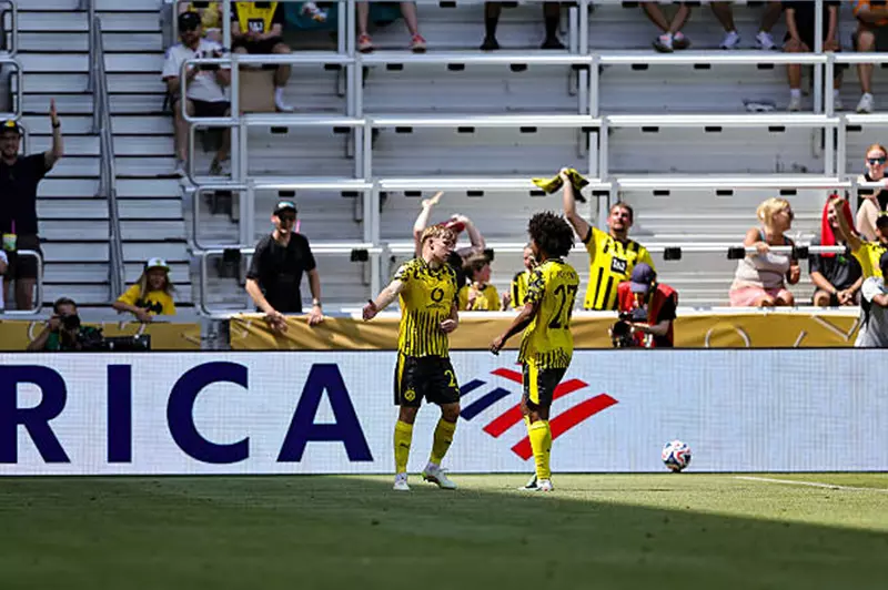 بروسيا دورتموند